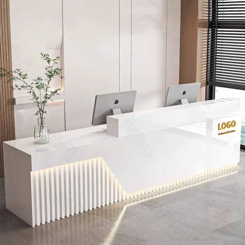 Office Furniture Bali - Luksusowe biurka recepcyjne w stylu nordyckim