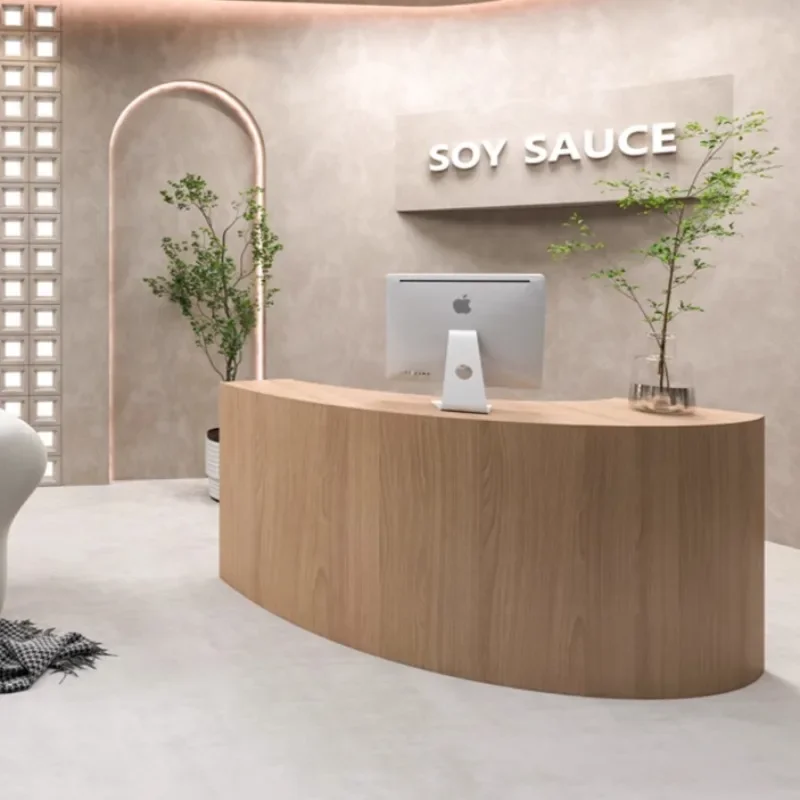 Office Furniture Bali - Zakrzywiony stół biurkowy dla estetyków, lada