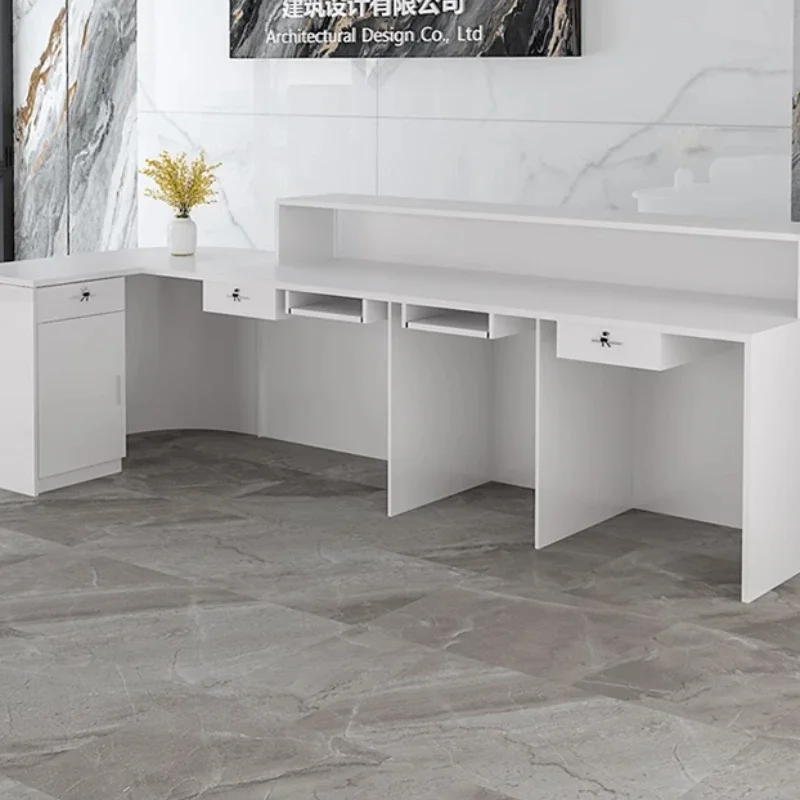 Luksusowe biurko recepcyjne z  – Office Furniture Bali recenzja i cena