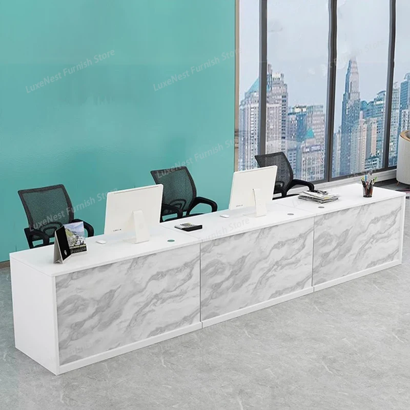 Biurka recepcyjne w stylu nord – Office Furniture Bali recenzja i cena
