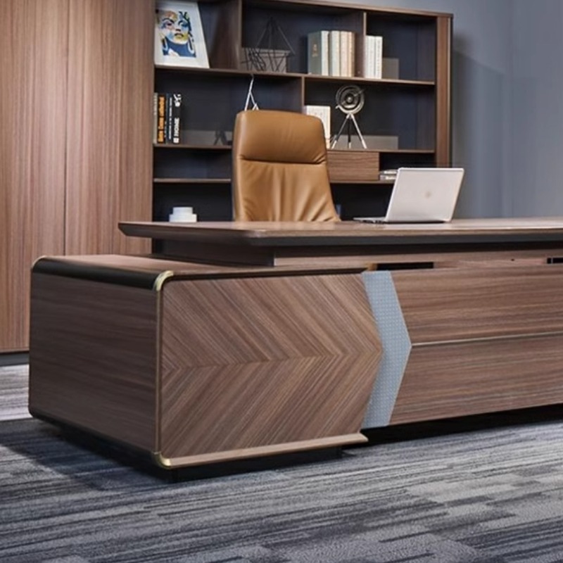 W magazynie Biurko stojące Exe – Office Furniture Rental recenzja i cena