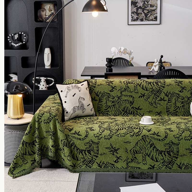 Zielona szenilowa narzuta Retr – Office Furniture Solutions recenzja i cena